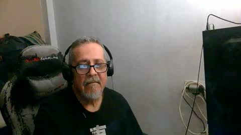 neron401 online show from April 24, 2:03 am