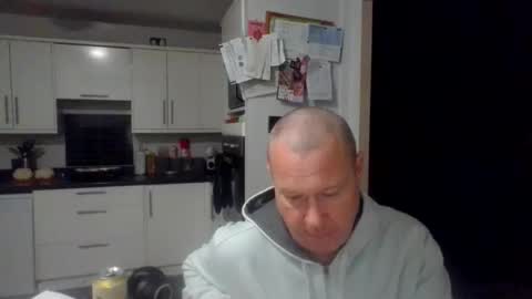 nesuk online show from November 14, 11:39 pm