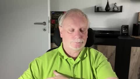 Snapshot of nettermann1968 chatting on October 29, 9:56 am nettermann1968 online show from October 29, 9:56 am