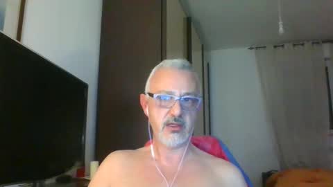 nevenerabis online show from March 7, 2:46 am
