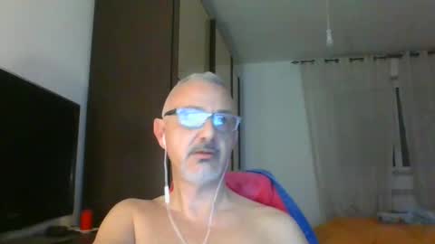 nevenerabis online show from December 22, 6:26 pm