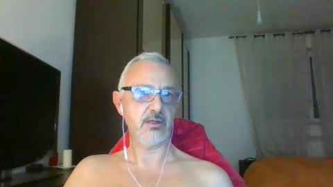 nevenerabis online show from March 4, 10:49 pm