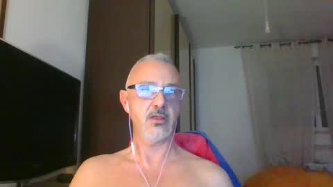 nevenerabis online show from December 23, 4:33 am