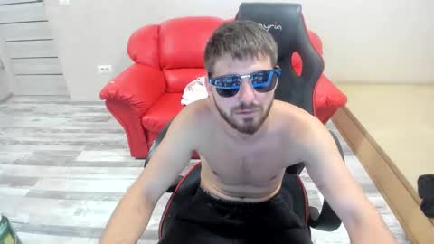 Snapshot of newboy69_ chatting on September 20, 5:46 pm newboy69_ online show from September 20, 5:46 pm