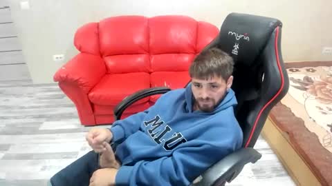 Snapshot of newboy69_ chatting on September 27, 10:51 pm newboy69_ online show from September 27, 10:51 pm