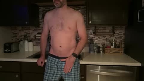 Snapshot of newguy_097 chatting on October 17, 11:47 am newguy_097 online show from October 17, 11:47 am