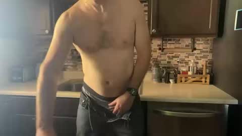 Snapshot of newguy_097 chatting on October 18, 5:18 pm newguy_097 online show from October 18, 5:18 pm