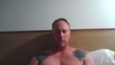 Snapshot of newportman1030 chatting on December 14, 3:07 am amandandhisgirl online show from December 14, 3:07 am