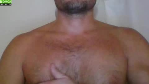 Snapshot of newtyguy90 chatting on October 2, 7:29 pm newtyguy90 online show from October 2, 7:29 pm