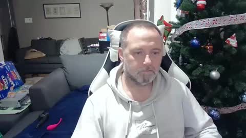 NewWorld online show from December 23, 3:01 pm