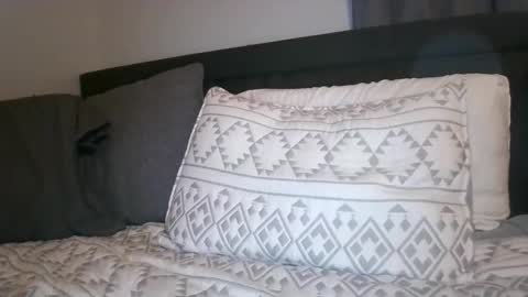 nextinline05 online show from November 26, 1:08 am