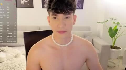   online show from June 21, 11:43 pm