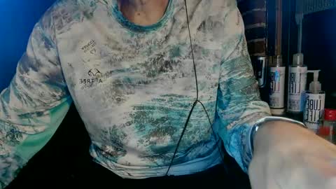 Snapshot of nfgwholoves2cum chatting on January 18, 10:28 pm NFG Nice Friendly Guy Dick online show from January 18, 10:28 pm