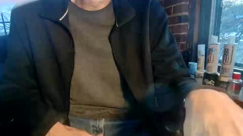 Snapshot of nfgwholoves2cum chatting on February 24, 10:36 pm NFG Nice Friendly Guy Dick online show from February 24, 10:36 pm