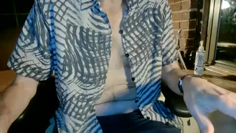 Snapshot of nfgwholoves2cum chatting on September 15, 2:47 am NFG Nice Friendly Guy Dick online show from September 15, 2:47 am