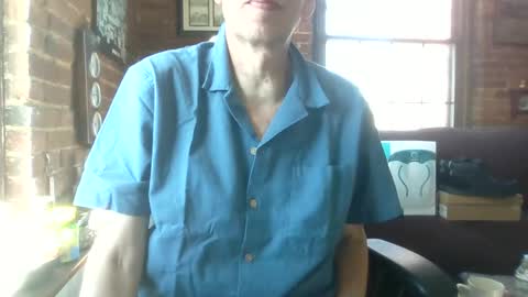 Snapshot of nfgwholoves2cum chatting on December 25, 4:32 pm NFG Nice Friendly Guy Dick online show from December 25, 4:32 pm