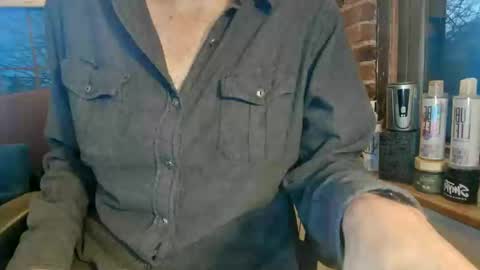 Snapshot of nfgwholoves2cum chatting on January 28, 10:23 pm NFG Nice Friendly Guy Dick online show from January 28, 10:23 pm
