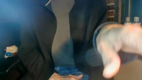 Snapshot of nfgwholoves2cum chatting on February 22, 12:16 am NFG Nice Friendly Guy Dick online show from February 22, 12:16 am