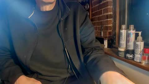 Snapshot of nfgwholoves2cum chatting on January 21, 10:30 pm NFG Nice Friendly Guy Dick online show from January 21, 10:30 pm