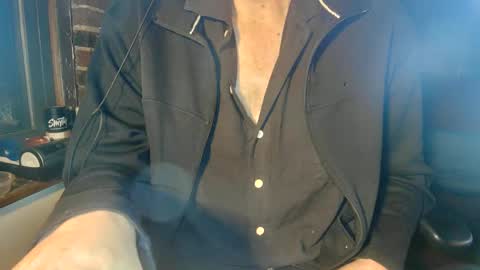 Snapshot of nfgwholoves2cum chatting on February 18, 12:26 am NFG Nice Friendly Guy Dick online show from February 18, 12:26 am