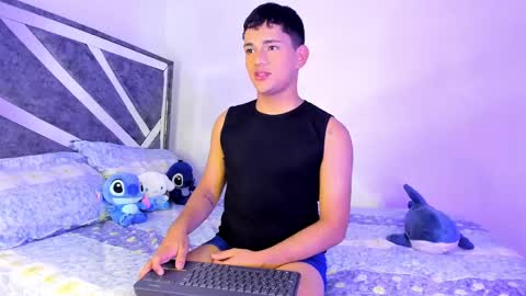 Snapshot of niall_falcon chatting on March 7, 4:56 am Niall online show from March 7, 4:56 am
