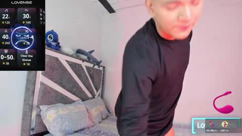 Niall  online show from October 15, 2:02 pm