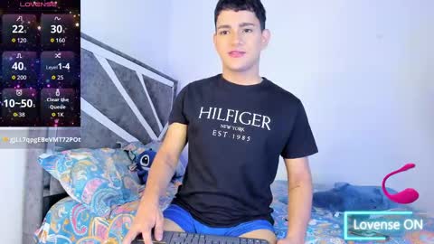 Snapshot of niall_falcon chatting on September 22, 2:49 pm Niall online show from September 22, 2:49 pm