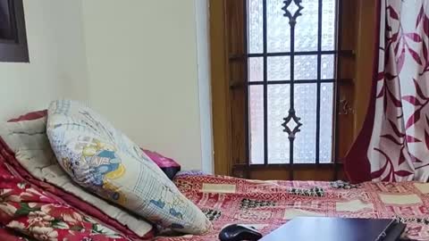 Snapshot of nice_guy_4u_ chatting on February 3, 10:36 am Robin online show from February 3, 10:36 am