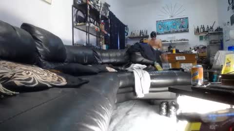 Snapshot of niceasscammo69 chatting on October 8, 8:29 am niceasscammo69 online show from October 8, 8:29 am