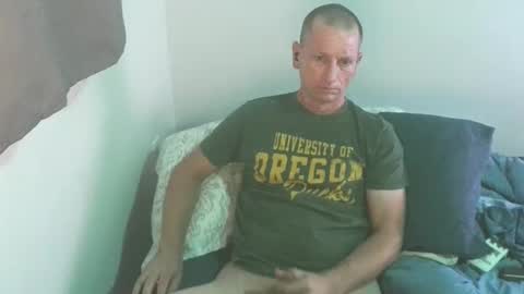 Snapshot of nicebutnaughty25 chatting on September 17, 5:52 am niceguy online show from September 17, 5:52 am