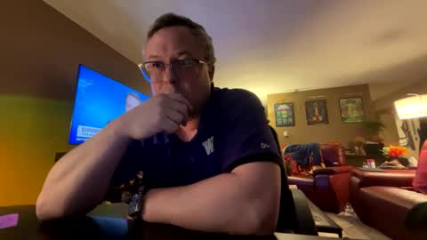 nicesmile2082 online show from February 24, 2:19 am