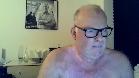 nicexxdane online show from January 2, 4:52 am