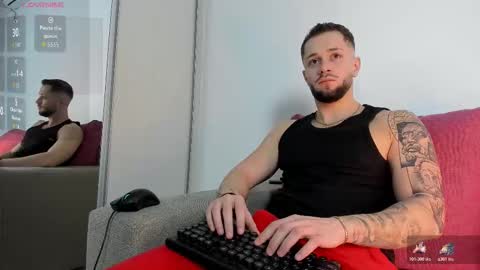 Nicholassx online show from December 14, 2:18 am