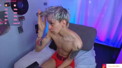 Nico online show from February 21, 7:15 pm