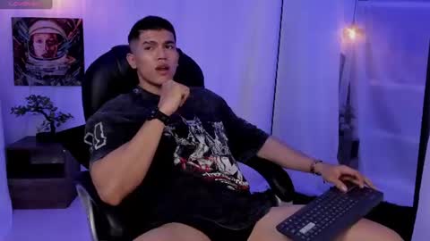 nick fenix online show from June 13, 5:16 am
