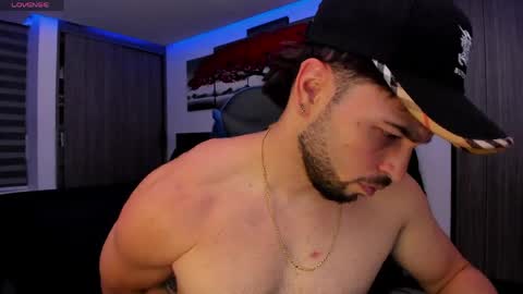 Nick Klaus online show from April 21, 2:51 am