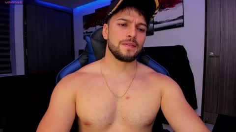 Nick Klaus online show from April 21, 1:42 am