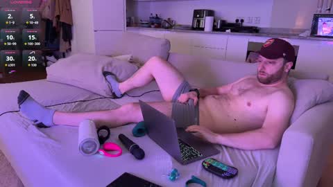 nickexperimental online show from April 19, 8:44 pm