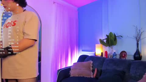 nicki_ripperton online show from April 26, 4:43 am