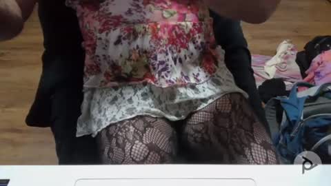 Nickibabe online show from June 24, 6:00 pm