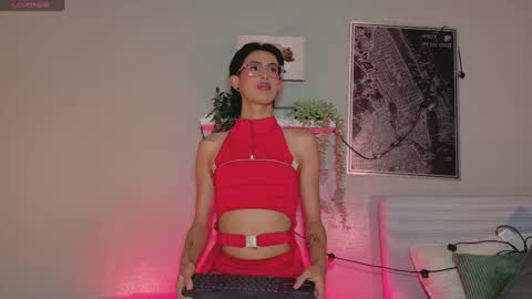 NICKI FOX  online show from September 11, 3:05 am