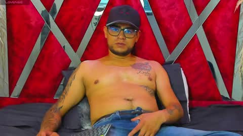 nickk_jonson online show from April 16, 1:11 pm