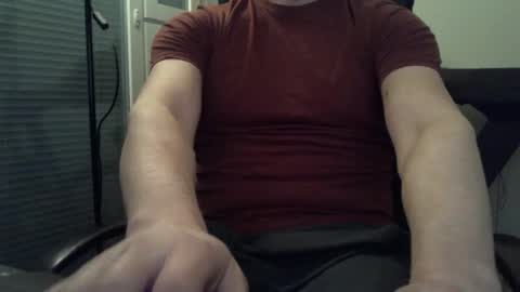 nicklan90 online show from December 6, 7:45 pm