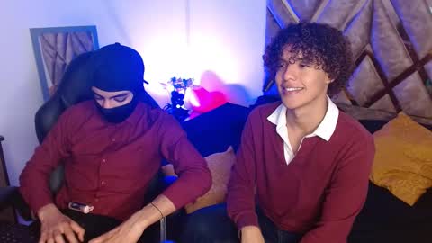 Nickolas Muoz online show from February 22, 6:59 pm
