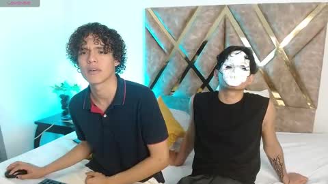 Nickolas Muoz online show from March 8, 1:37 am
