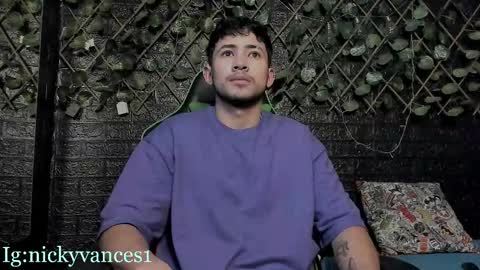 nicky online show from October 19, 9:29 pm