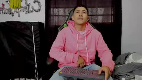 nicky online show from November 28, 7:27 pm