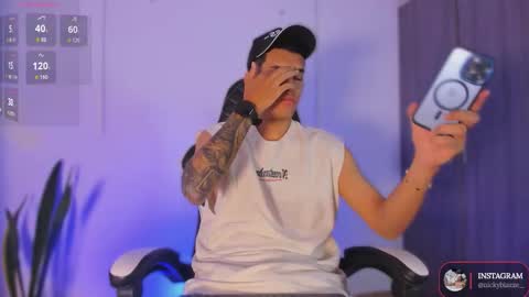 Nicky  online show from November 24, 1:01 pm