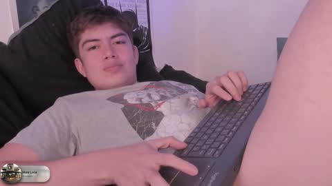 Snapshot of nico_bulge chatting on December 21, 11:45 pm Nicols online show from December 21, 11:45 pm