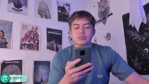 Snapshot of nico_bulge chatting on January 3, 2:21 am Nicols online show from January 3, 2:21 am